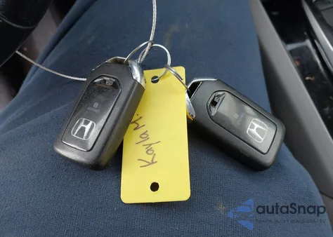 2016 Honda Pilot Touring z USA, uszkodzony, nr VIN 5FNYF5H95GB052902